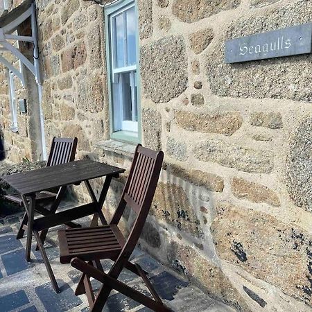 Seagulls Cottage, Touching Distance From Beach Mousehole Exteriér fotografie