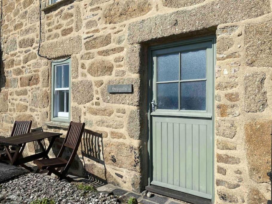 Seagulls Cottage, Touching Distance From Beach Mousehole Exteriér fotografie